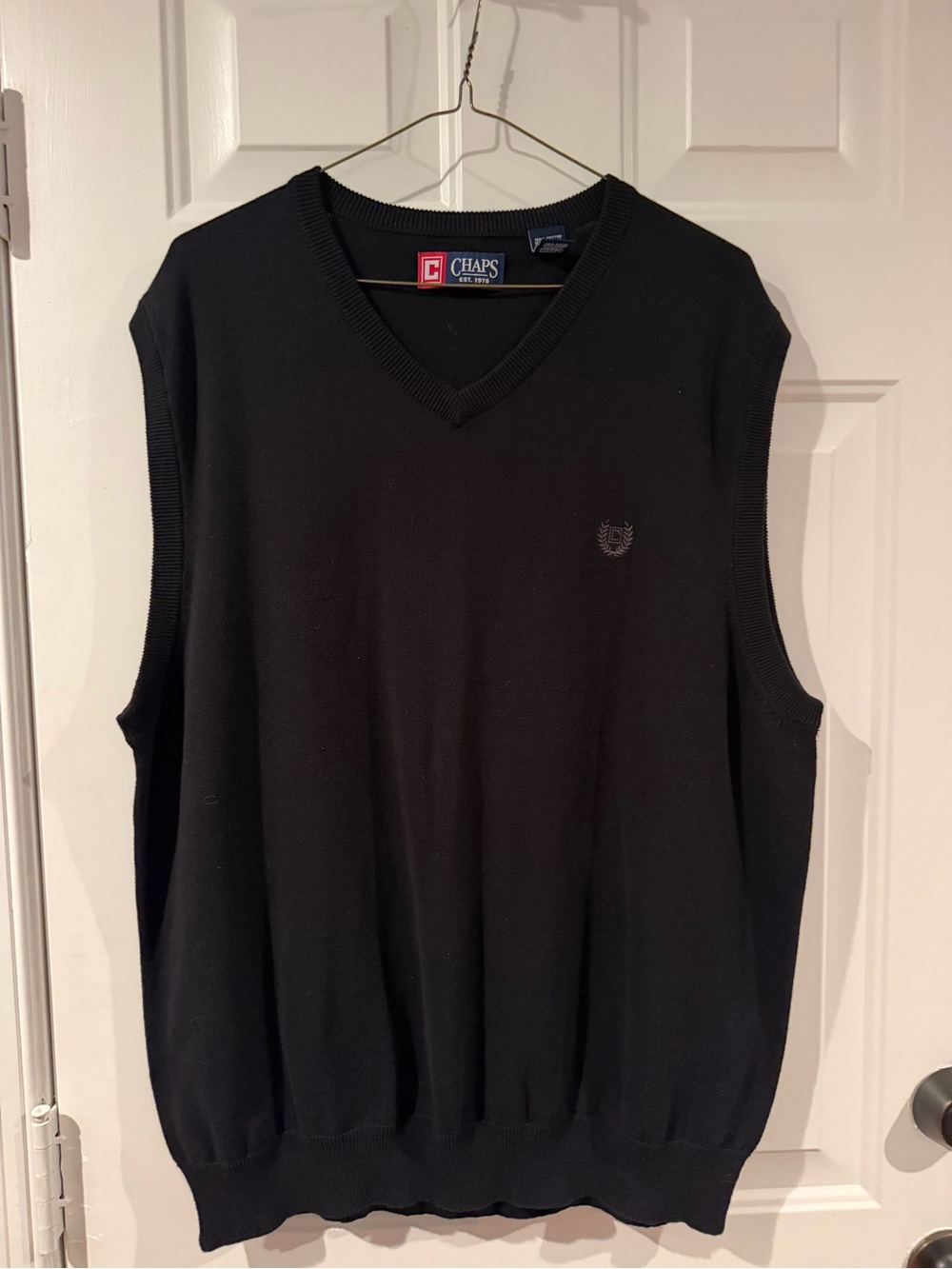 Chaps Black V-Neck Sweater Vest - Classic Solid Knit